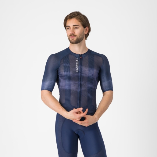 BELGIAN BLUE/WINTER SKY